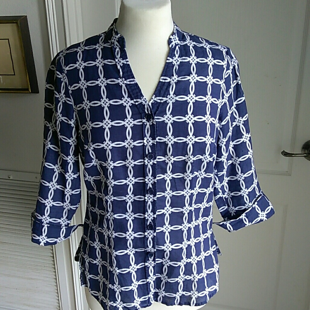 Harve Bernard ladies Top
